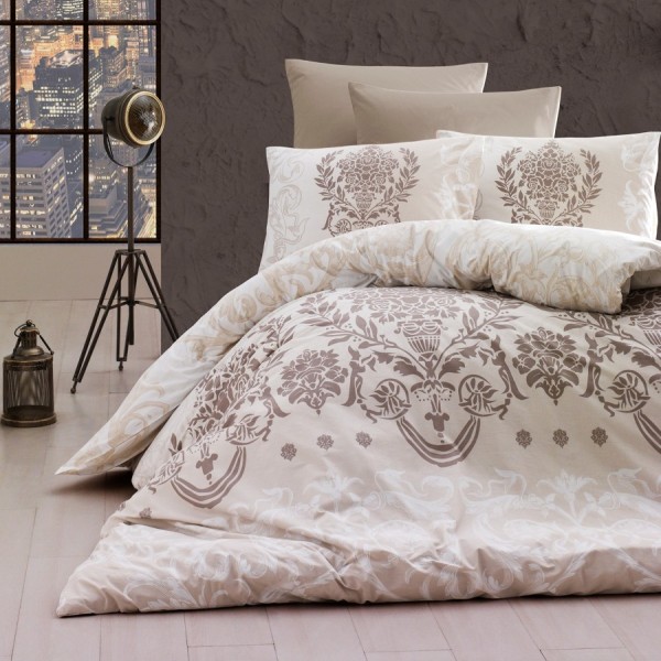 Lenjerie de pat Story Home Dalyan Ecru din bumbac cu model baroc maro pe fundal bej