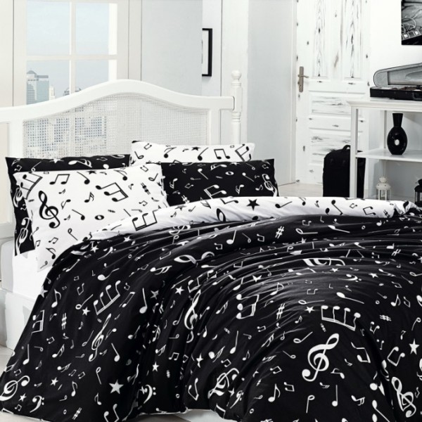 Lenjerie de pat Story Home Major Black din bumbac cu model note muzicale alb-negru pe fundal negru și alb