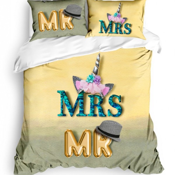 Lenjerie de pat dublu bumbac 100% ranforce Club Cotton Cary galben-verde cu inscripții MR și MRS și elemente grafice