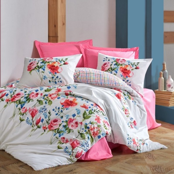 Lenjerie de pat dublu din bumbac 100% ranforce, model Cotton Box Pamela Red, cu imprimeuri florale viu colorate în nuanțe de roșu și alb.
