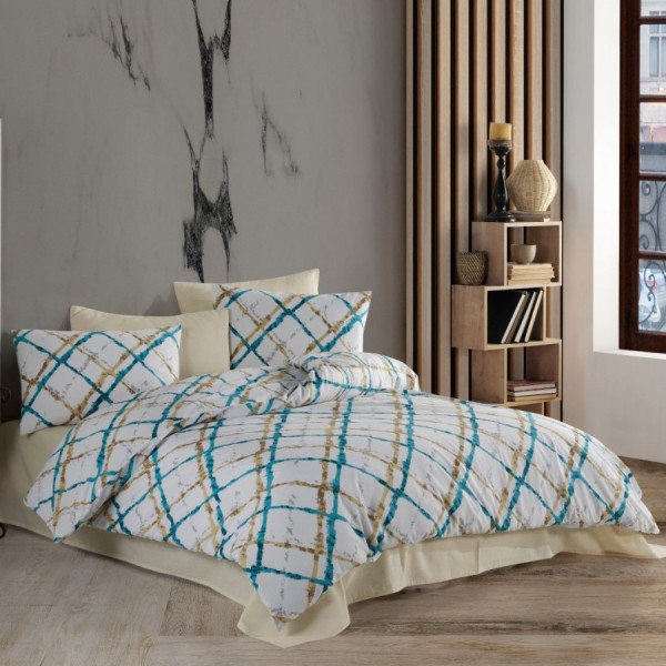 Lenjerie de pat dublu colecția Dream Nazenin Home cu 6 piese și design modern cu carouri în nuanțe de albastru și bej pe fundal alb.