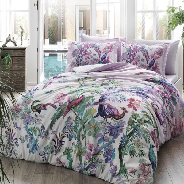 Lenjerie de pat Galena cu păsări exotice și motive florale, bumbac satinat, model viu colorat, marca TAC.