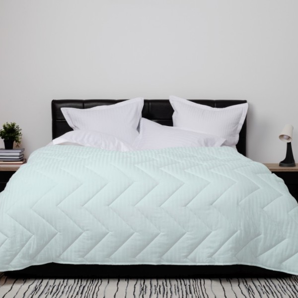 Pilota lână 100% naturală cu față din damasc, verde mint, dimensiune 180x210 cm, fabricată în România