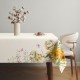 Set de 2 fețe de pernă 50x70 cm, model Mochi, cu imprimeu de iepurași, floarea-soarelui și fluturi pe fundal crem pastelat.