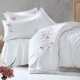 Lenjerie de pat din bumbac satinat Brode Saten Cotton Box, set 6 piese, design elegant cu broderii subtile, culoare alb pur.