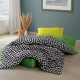 Lenjerie pat dublu alb-negru Cozy Home Dazzle cu accente roz, verde și galben, din bumbac ranforce