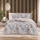 lenjerie pat 1 persoana Joly Blue bumbac ranforce cu elastic flori bej crem si somon pe fundal albastru First Choice
