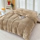 Patura cocolino Line 200x230cm verde deschis, microfibra plusata dungi