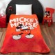 Covor Disney pentru copii cu Mickey Mouse, în culori albastru, negru, galben, verde și roșu, cu desene animate detaliate și blocuri de culoare.