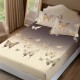 Set husa de pat cu elastic din finet Abstracta 160x200cm maro si galben
