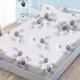 Set husă finet 160x200 cm cu elastic și 2 fețe de pernă, model flori vintage și fluturi pe fond crem