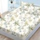 Set husă finet 160x200 cm cu elastic și 2 fețe de pernă, model flori vintage și fluturi pe fond crem