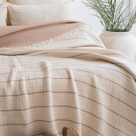 Cuvertura muselina jacquard 220x240 cm Sante Bej Saheser Home, crem cu dungi bej