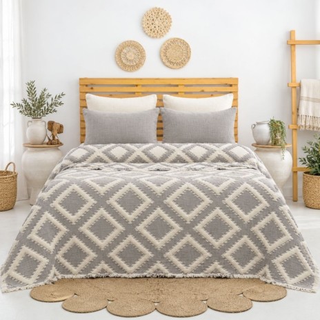Cuvertura muselina Sonia gri 240x260cm Saheser Home, model geometric