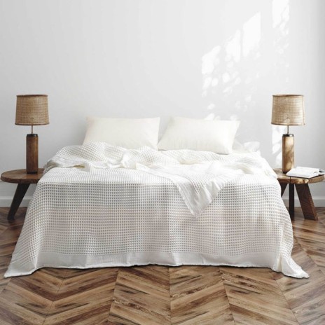 Cuvertura gofrata ecru din bumbac 100% Optimus Dove 240x260 cm