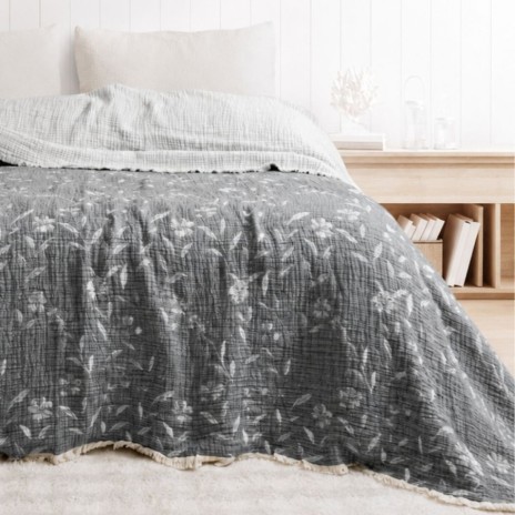cuvertura muselina 220x240 cm Victoria Gri cu doua fete si model floral jacquard