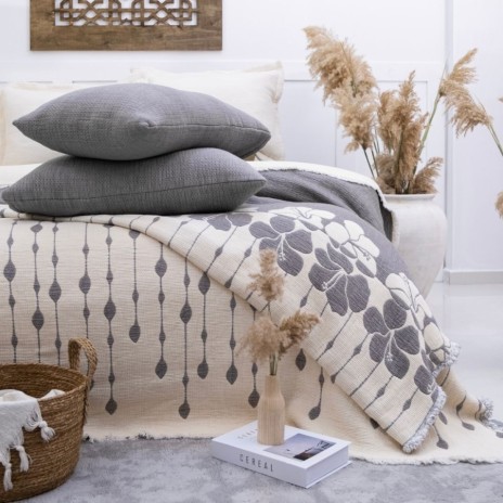 Cuvertura muselina Sole gri 240x260cm Saheser Home, imprimeu floral