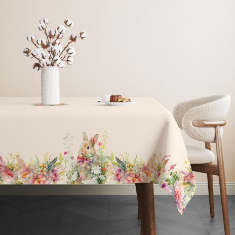 Fata de masa Paste 140x220cm, bumbac 100%, cu iepuraș și flori pastelate, model Vinca
