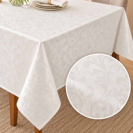 Fata de masa satinata jacquard crem cu arabescuri pe masa 150x150cm, fabricata in Romania