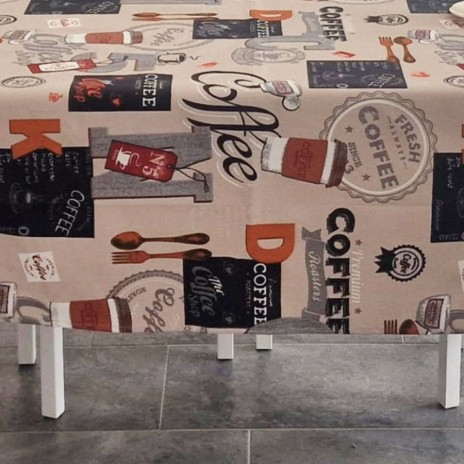 Fata de masa rotunda teflonata din bumbac, diametru 140cm model cafea v2, decor elegant pentru mese rotunde