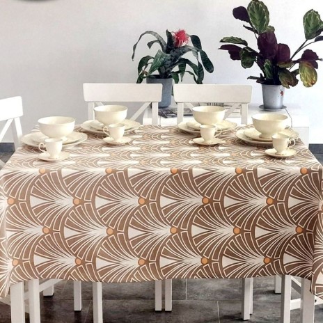 Fata de masa rotunda 180 cm, bumbac teflonat, model geometric maro, antimurdarie