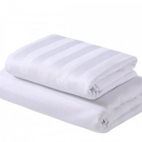Set Husa pat  si 2 fete de perna damasc bumbac 100%, dungi 3 cm, pentru saltea 160x200cm, alb