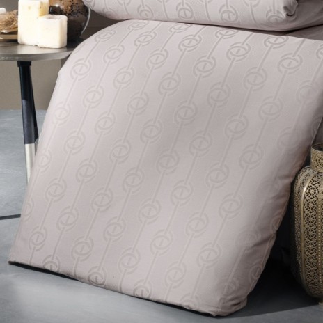 Lenjerie de lux pat dublu jacquard satin 6 piese First Choice Norel Latte cu model geometric circular in relief