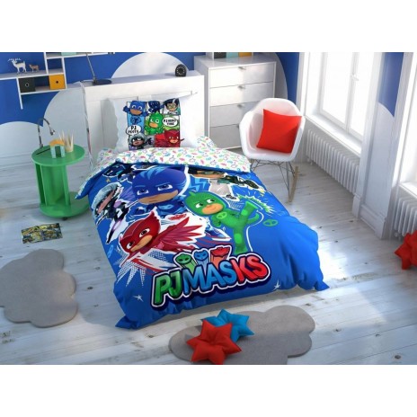 Lenjerie de pat Disney PJ Masks, cu personaje Owlette, Catboy și Gekko, design colorat albastru, verde, roșu, elemente fosforescente, 3 piese, bumbac