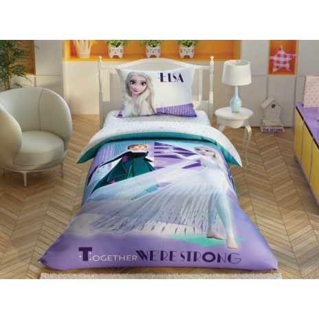 Lenjerie de pat Disney Frozen II Crystal, cu Elsa și Anna, mesaj Together We're Strong, design mov, albastru și alb, 3 piese, bumbac