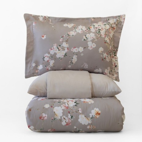 Lenjerie de pat 3D First Choice Elina bumbac satinat 220 TC cu flori de mar roz si albe pe fond taupe