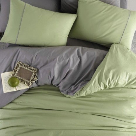 Lenjerie pat bumbac ranforce, Bahar Home Moscow, model uni modern in nuante de verde deschis si gri, oferind un aspect proaspat si elegant dormitorului tau