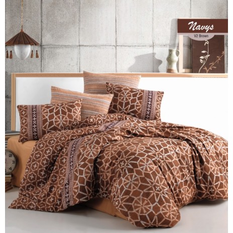 Lenjerie de pat dublu din bumbac 100% ranforce, model Bahar Home Navys Brown, cu motive geometrice în nuanțe de maro și alb.