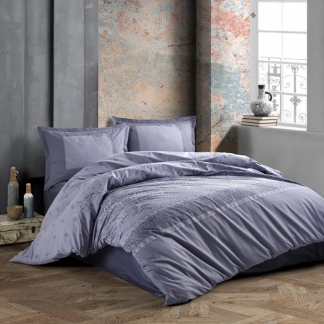Lenjerie de pat dublu cu design sofisticat mov deschis, broderii fine, bumbac 100% ranforce