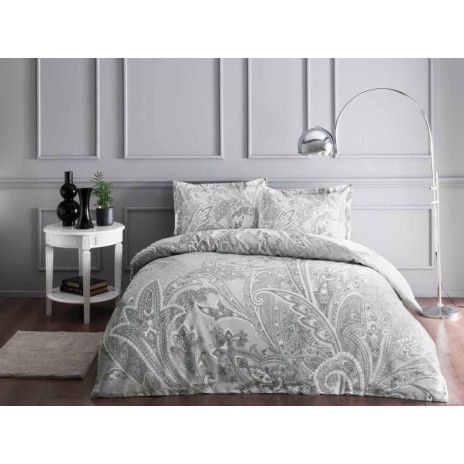 Lenjerie de pat TAC Leandro Gri cu design elegant paisley gri pe bumbac 100% satinat, include cearceaf de pat, husă de pilotă și fețe de pernă