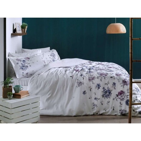 Lenjerie de pat cu flori lila și violet pe fundal alb din bumbac satinat TAC, model Zaira, set complet