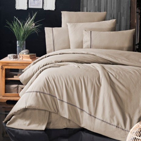 Lenjerie de pat bumbac ranforce de lux Alisa ecru cu detalii maro, set 6 piese, model elegant de la First Choice