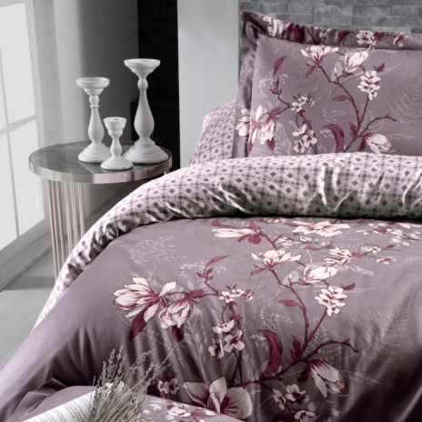 Lenjerie de pat bumbac satin de lux 6 piese First Choice Evan Lila cu imprimeu floral elegant pe fundal mov