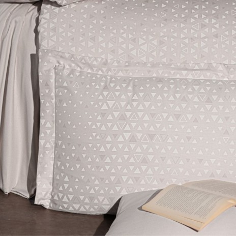 Lenjerie de pat bumbac satin de lux 6 piese First Choice Megan Bej cu imprimeu geometric modern ,triunghiuri
