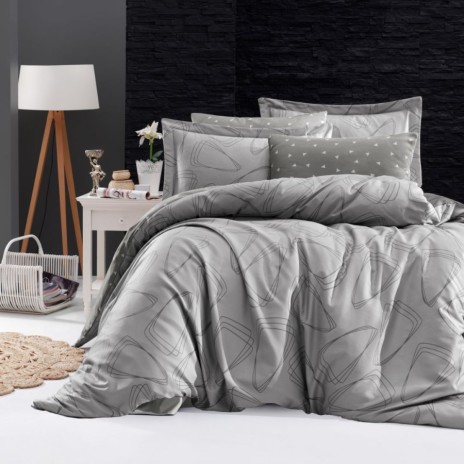 Lenjerie de pat First Choice Rovena Gri bumbac satinat 220 TC model geometric cu triunghiuri si linii pe fond gri argintiu
