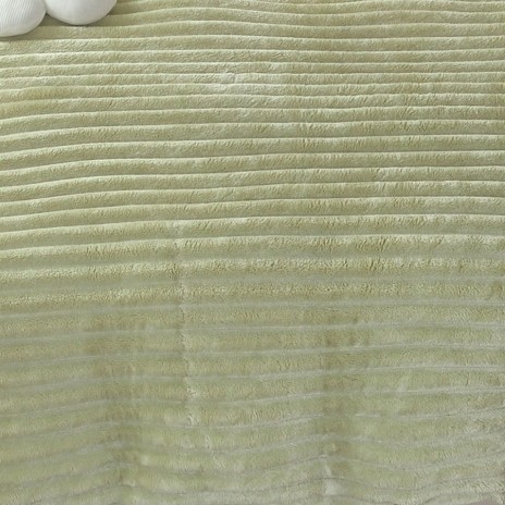 Lenjerie de pat cocolino Line verde pal pentru pat dublu, material moale de inalta densitate, ideal pentru sezonul rece.