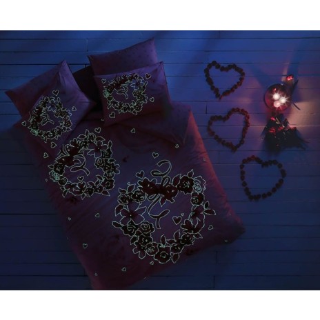 Lenjerie de pat dublu fosforescentă cu design romantic de trandafiri și inimioare roșii pe fundal roz, bumbac 100% ranforce