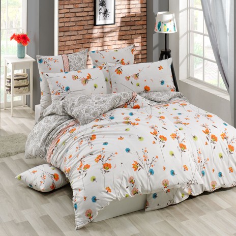 Lenjerie de pat dublu bumbac 100% Nazenin Home, model Adalia Kiremit, ranforce, cu flori portocalii și albastre pe fundal alb.