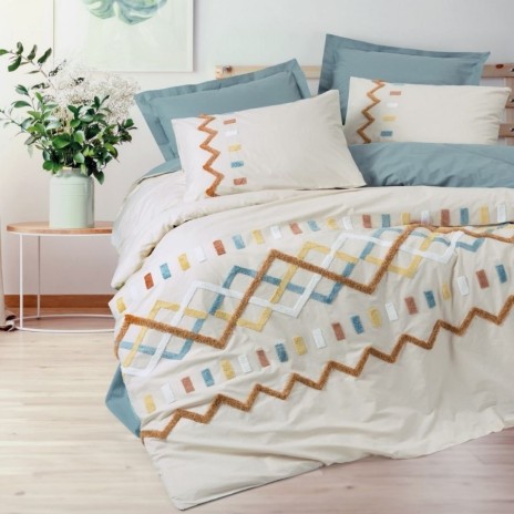 Lenjerie pat dublu bumbac 100% Cotton Box Mellow Mint, cu broderie geometrică în nuanțe pastel pe fundal crem, stil nordic-boem