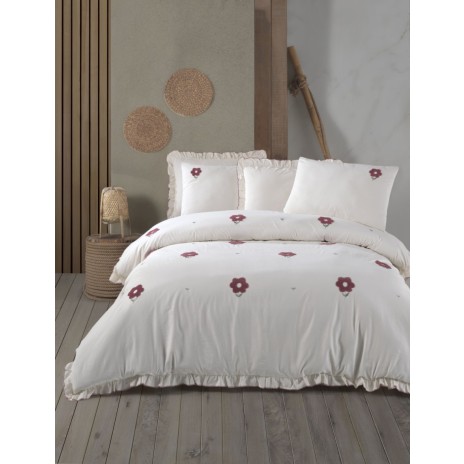Lenjerie de pat brodată bordo Saheser Florita, model cu broderii florale și volane, set de 6 piese din bumbac ranforce