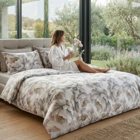 Lenjerie de pat dubla bumbac 100% satinat floral gri 4 piese fabricata in Romania