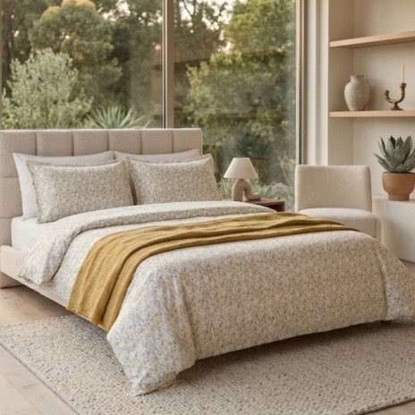 Lenjerie de pat dubla bumbac 100% satinat cu flori galbene delicate, 4 piese, fabricata in Romania