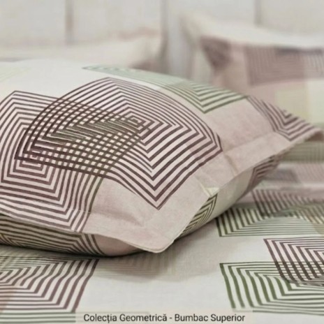 Lenjerie de pat dubla bumbac 100% satinat model geometric bej maro verde, 4 piese fabricata in Romania
