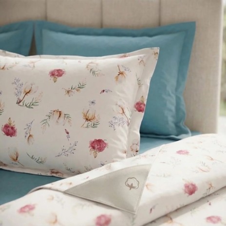 Lenjerie de pat dubla bumbac 100% satinat flori de bumbac pastel, 4 piese, fabricata in Romania