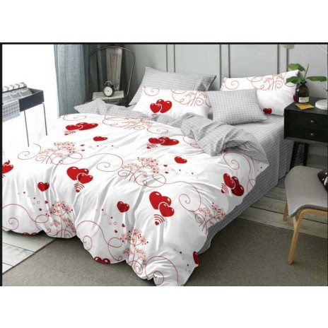Lenjerie de pat dublu din finet cu 6 piese, decorată cu inimioare roșii pe un fundal alb, aducând un aspect romantic și elegant în dormitor.