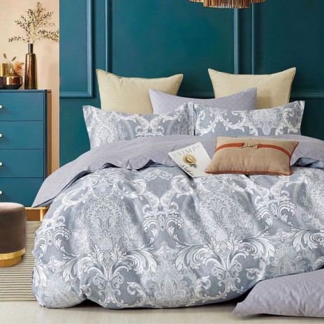 Lenjerie pat percale bumbac 100% cu design baroc alb pe fundal gri-albastru